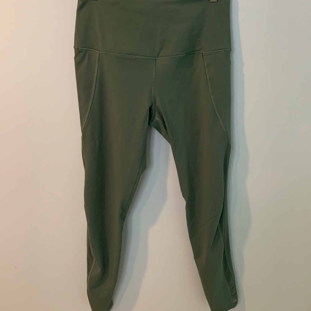 Victoria’s Secret workout leggings